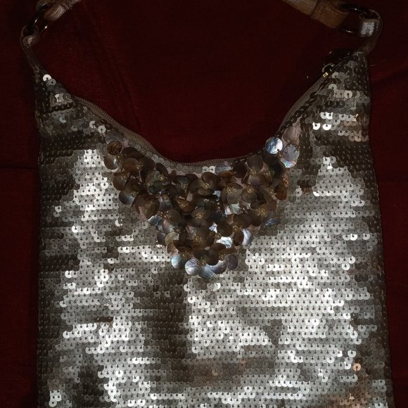 Pre-loved 10"x11" 'METALLIC' GOLD SEQUINS HANDBAG w MOTHER OF PEARL embellishmen - Picture 11 of 11